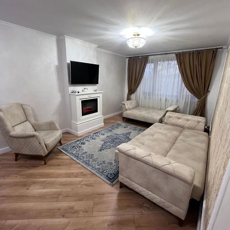 Apartament In 博托沙尼 外观 照片
